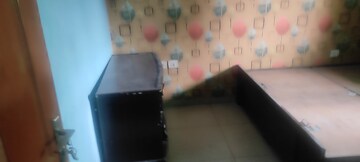Furnished Amenities in 2.5 BHK Builder Floor at Greenwood Enclave, Wave City – for Rent