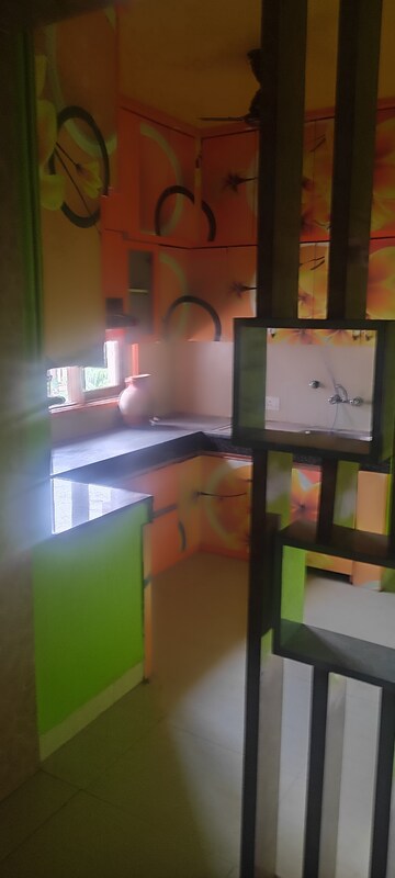 Furnished Amenities in 2.5 BHK Builder Floor at Greenwood Enclave, Wave City – for Rent