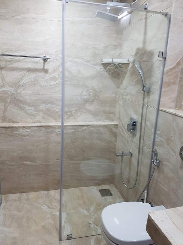 Bathroom, amanora-gateway-towers 2.5 Bedroom 1250 Sq.Ft. Apartment In Hadapsar Pune 9187470