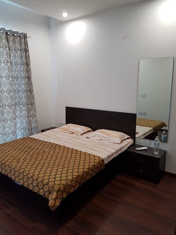 Bedroom in 2.5 BHK Apartment at Amanora Gateway Towers, Hadapsar – for Rent