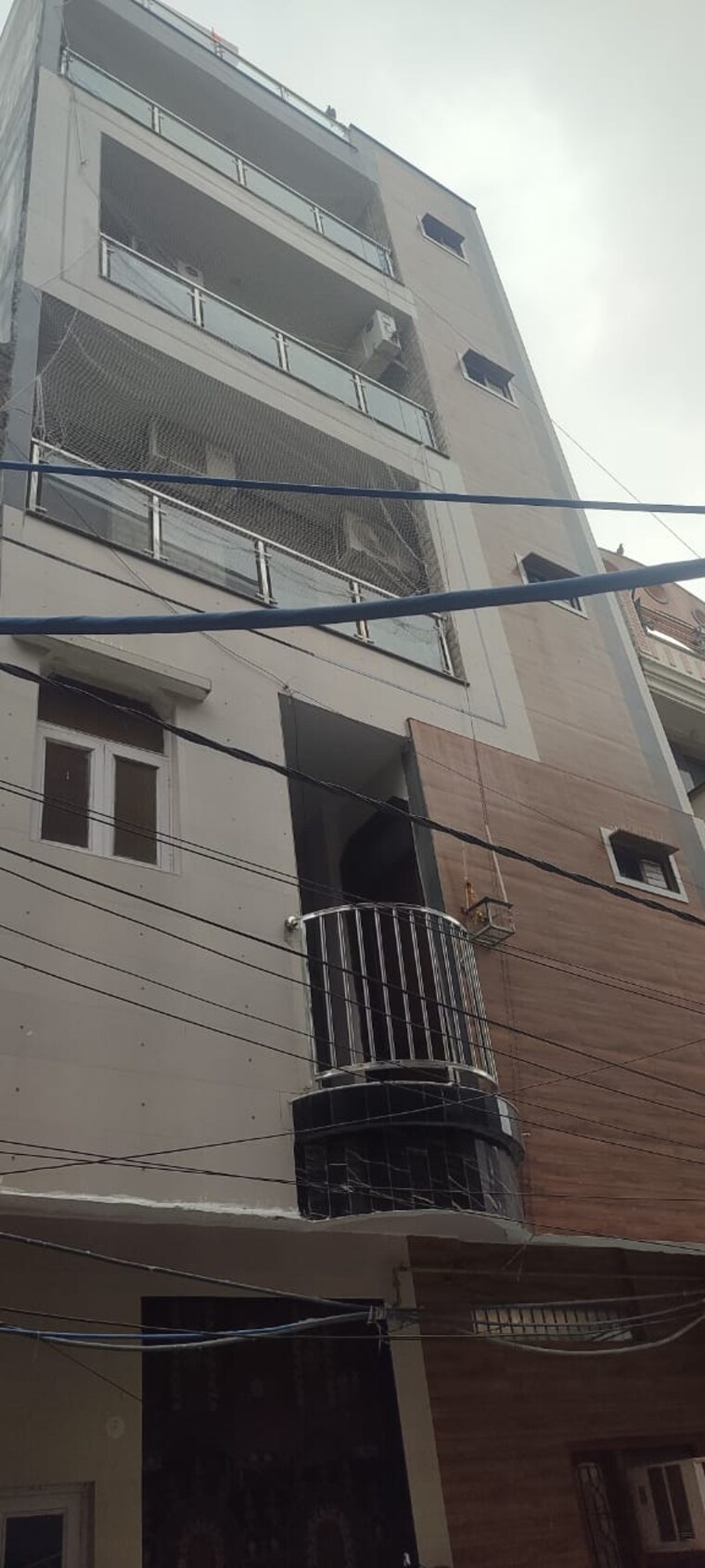 Exterior View, ashok vihar 2 Bedroom 800 Sq.Ft. Builder Floor In Ashok Vihar Delhi 9187462