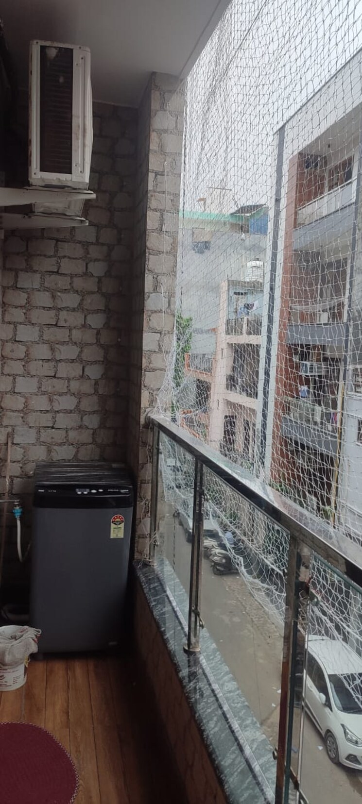 Balcony, ashok vihar 2 Bedroom 800 Sq.Ft. Builder Floor In Ashok Vihar Delhi 9187462