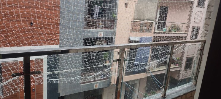 Balcony, ashok vihar 2 Bedroom 800 Sq.Ft. Builder Floor In Ashok Vihar Delhi 9187462