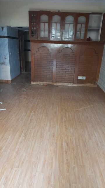 Room in 2 BHK Builder Floor at Ashok Vihar – for Rent