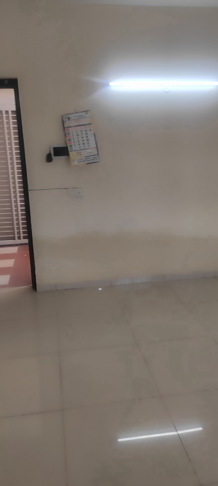 Bathroom, wave-dream-homes 2 Bedroom 840 Sq.Ft. Apartment In Wave City Ghaziabad 9187477