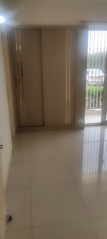 Furnished Amenities in 2 BHK Apartment at Wave Dream Homes, Wave City – for Rent
