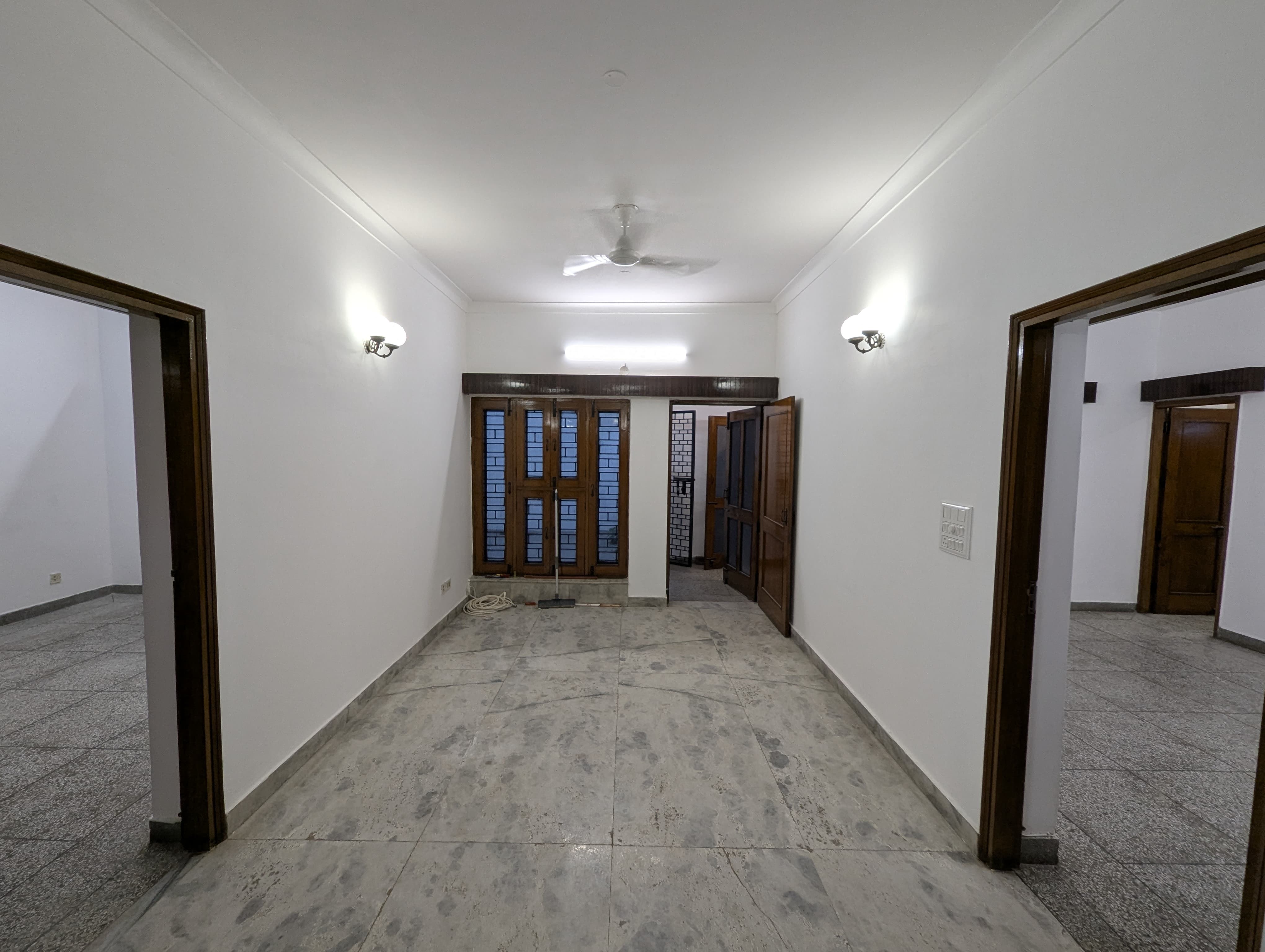 5 BHK Independent House For Rent in Krishna Palace Faridabad