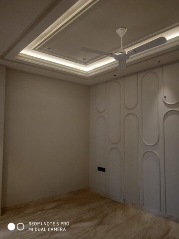 4 BHK Builder Floor For Sale in Sushant Lok Iii