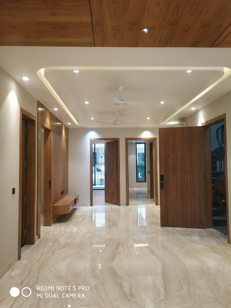 undefined, sushant lok iii 4 Bedroom 300 Sq.Yd. Builder Floor In Sushant Lok Iii Gurgaon 9187489