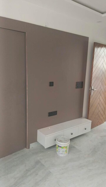 1 RK Builder Floor For Rent in Pitampura