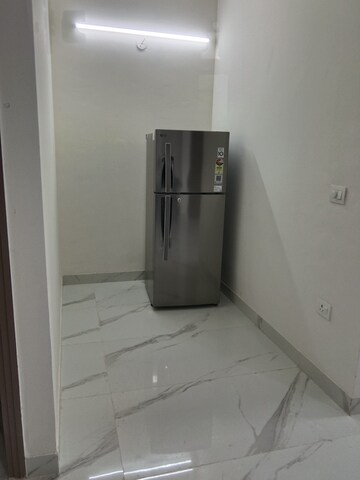 Room in 3 BHK Apartment at M3M Soulitude, Sector 89 – for Rent