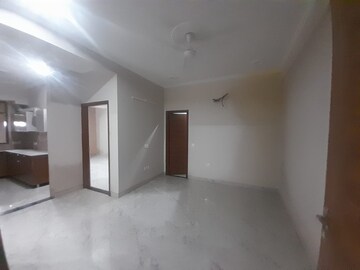 Living Room in 2 BHK Apartment at Dharam Colony – for Rent