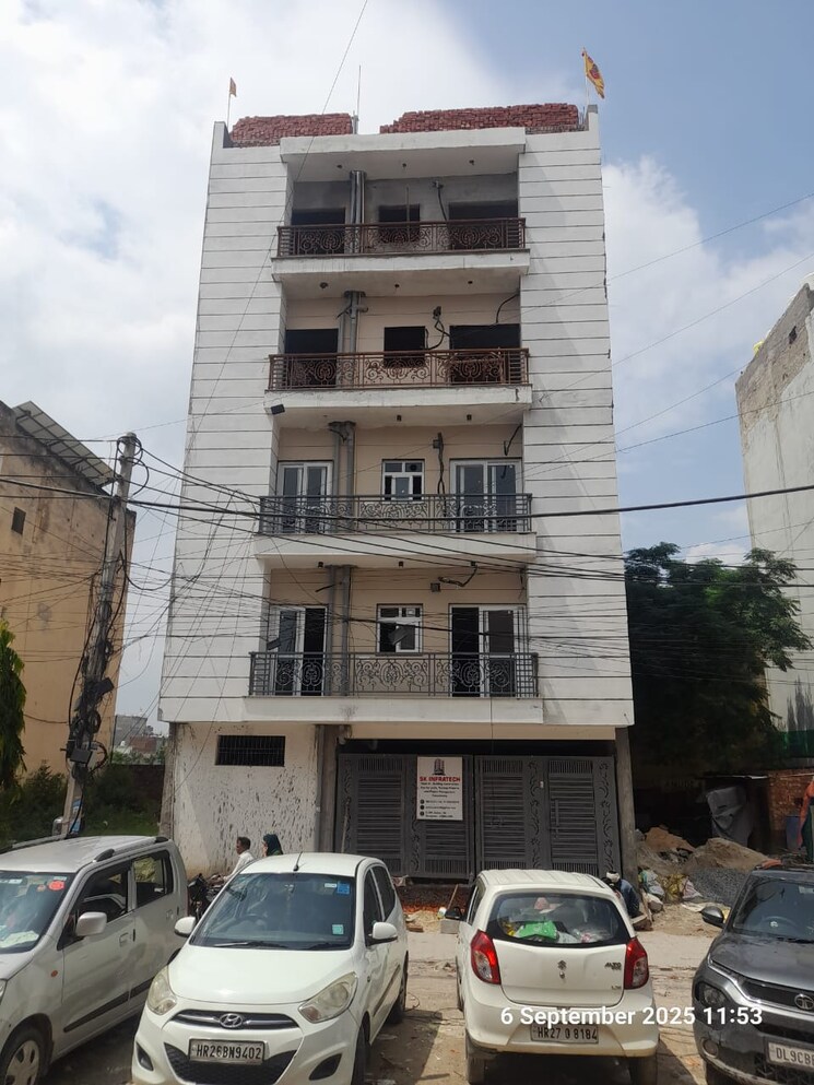 Exterior View, dharam colony 2 Bedroom 900 Sq.Ft. Apartment In Dharam Colony Gurgaon 9187500