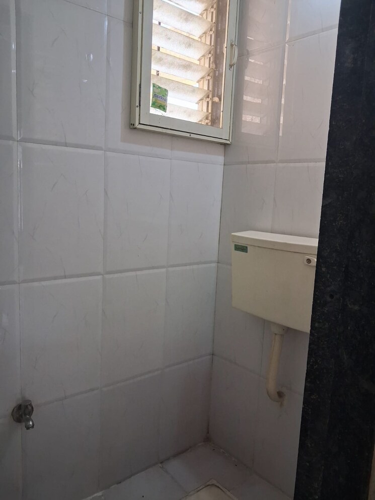 Bathroom, rabale 1 Bedroom 650 Sq.Ft. Apartment In Rabale Navi Mumbai 9187518
