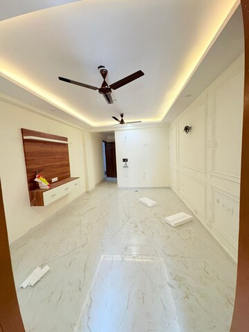 Bathroom in 2 BHK Independent House at Chattarpur – for Rent