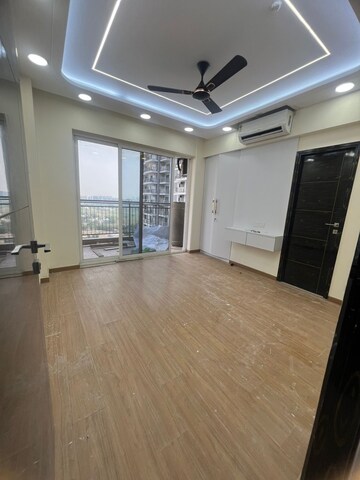 Room in 3 BHK Apartment at Godrej Meridien, Sector 106 – for Rent