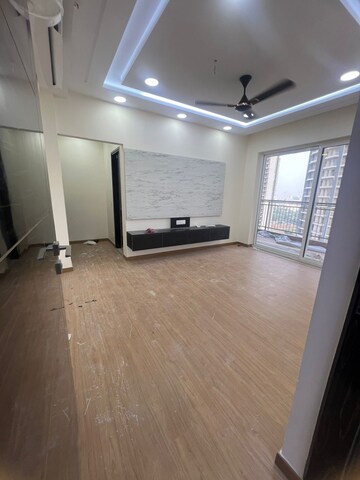 Room in 3 BHK Apartment at Godrej Meridien, Sector 106 – for Rent
