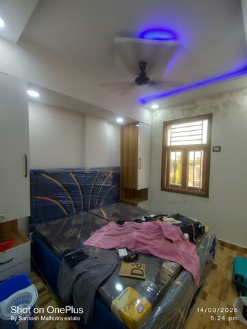 Bedroom in 2 BHK Builder Floor at Dwarka Mor – for Rent