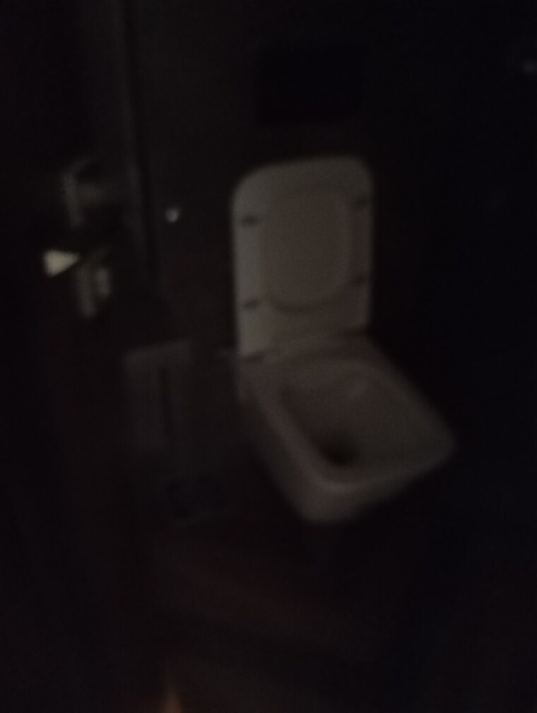 Bathroom, aakash-srishthi 2 Bedroom 660 Sq.Ft. Apartment In Andheri East Mumbai 9187558