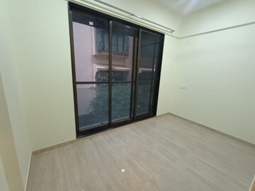 Room in 3 BHK Apartment at Gitanjali Apartment Chembur, Chembur – for Rent