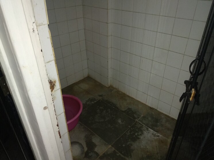 Bathroom, shiv-pushpa-landmark 2 Bedroom 1000 Sq.Ft. Apartment In Anand Nagar Pune 9187580