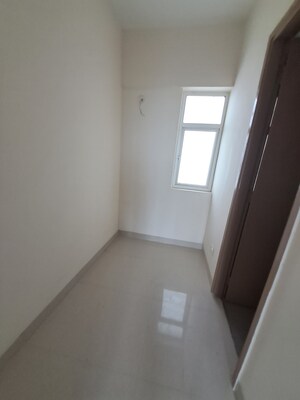 Room in 3 BHK Apartment at Pareena Coban Residences, Sector 99a – for Sale