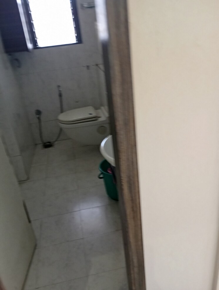 Attached Bathroom, shantee-trimurti-residency 3 Bedroom 875 Sq.Ft. Apartment In Jb Nagar Mumbai 9187612