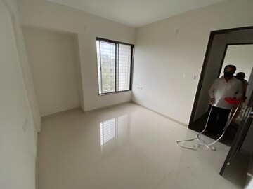 Room in 2 BHK Apartment at Sable Shivsagar Platinum, Sinhagad Road – for Sale