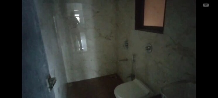 Bathroom, ghatkopar east 3 Bedroom 800 Sq.Ft. Apartment In Ghatkopar East Mumbai 9187689