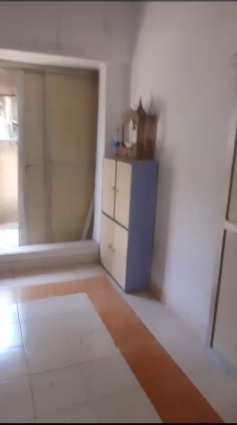 Living Room, laxmi-niwas-dadar-east 1 RK 225 Sq.Ft. Apartment In Dadar East Mumbai 9187717