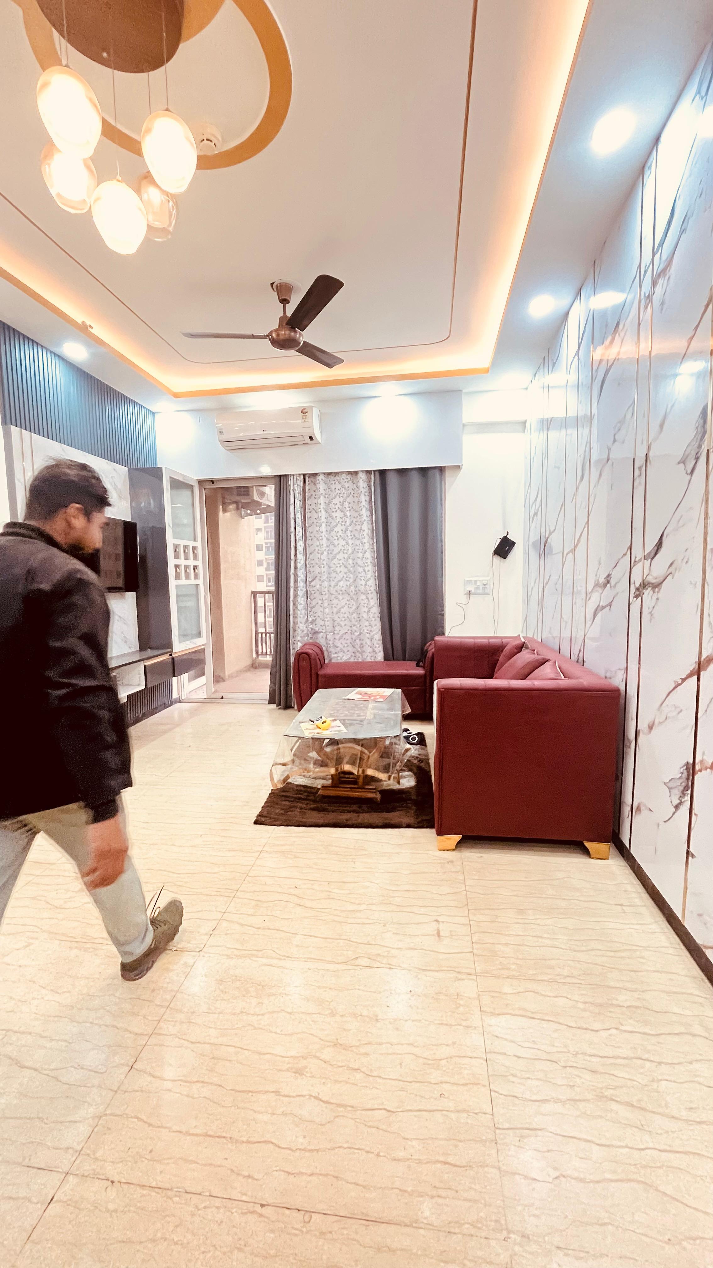 3.5 BHK + Study Room Apartment For Rent in Mahagun Mezzaria