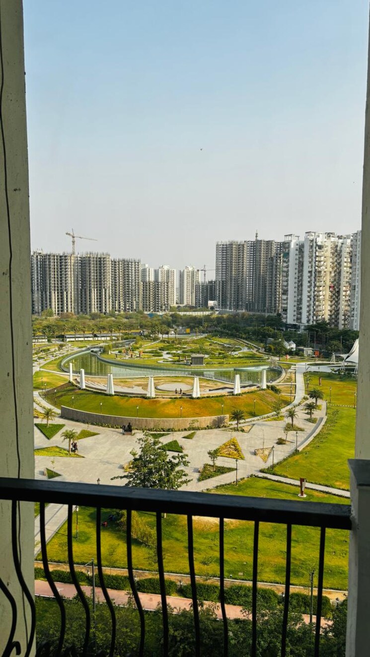Exterior View, mahagun-mezzaria 3.5 Bedroom 2500 Sq.Ft. Apartment In Sector 78 Noida 9187759