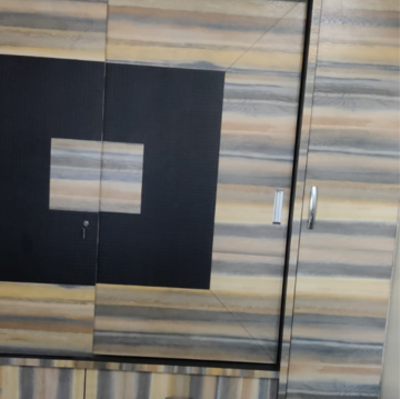 Furnished Amenities in 3 BHK Apartment at Vishnu Vihar CHS, Maharshi Nagar – for Rent