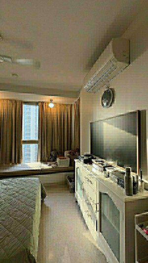Kitchen in 6 BHK Apartment at Oberoi Exquisite Goregaon, Goregaon East – for Sale