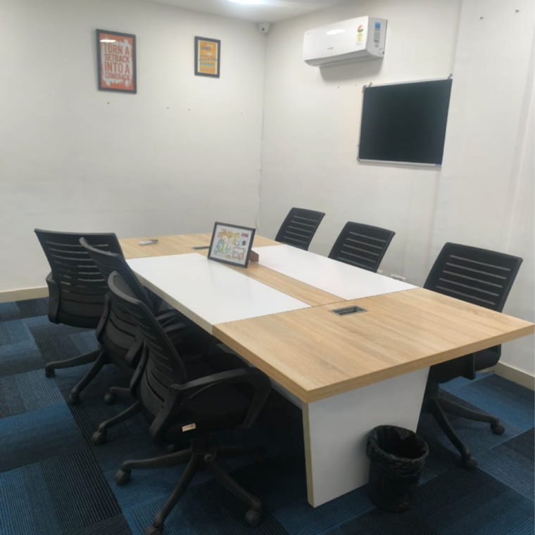 Team Area, levana-cyber-heights Commercial Office Space 2100 Sq.Ft. In Vibhuti Khand Lucknow 9187797