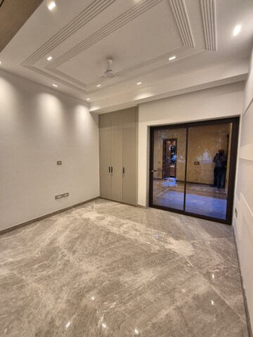 Room in 4 BHK Builder Floor at Greater Kailash ii – for Sale