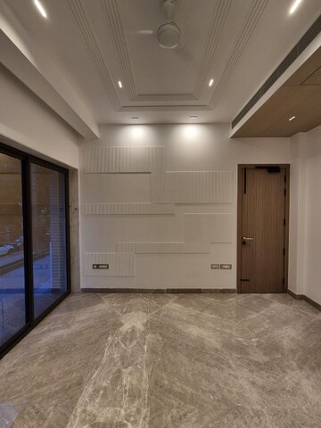 Room in 4 BHK Builder Floor at Greater Kailash ii – for Sale