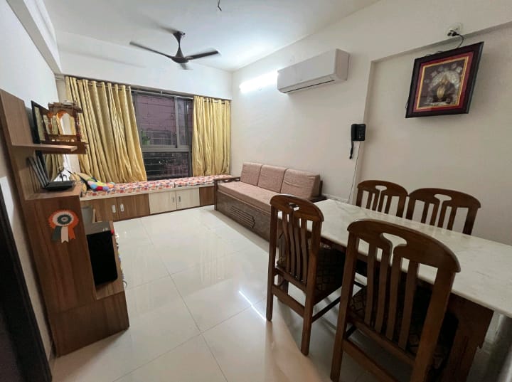 1 BHK + Pooja Room Apartment For Sale in Lodha Casa Viva