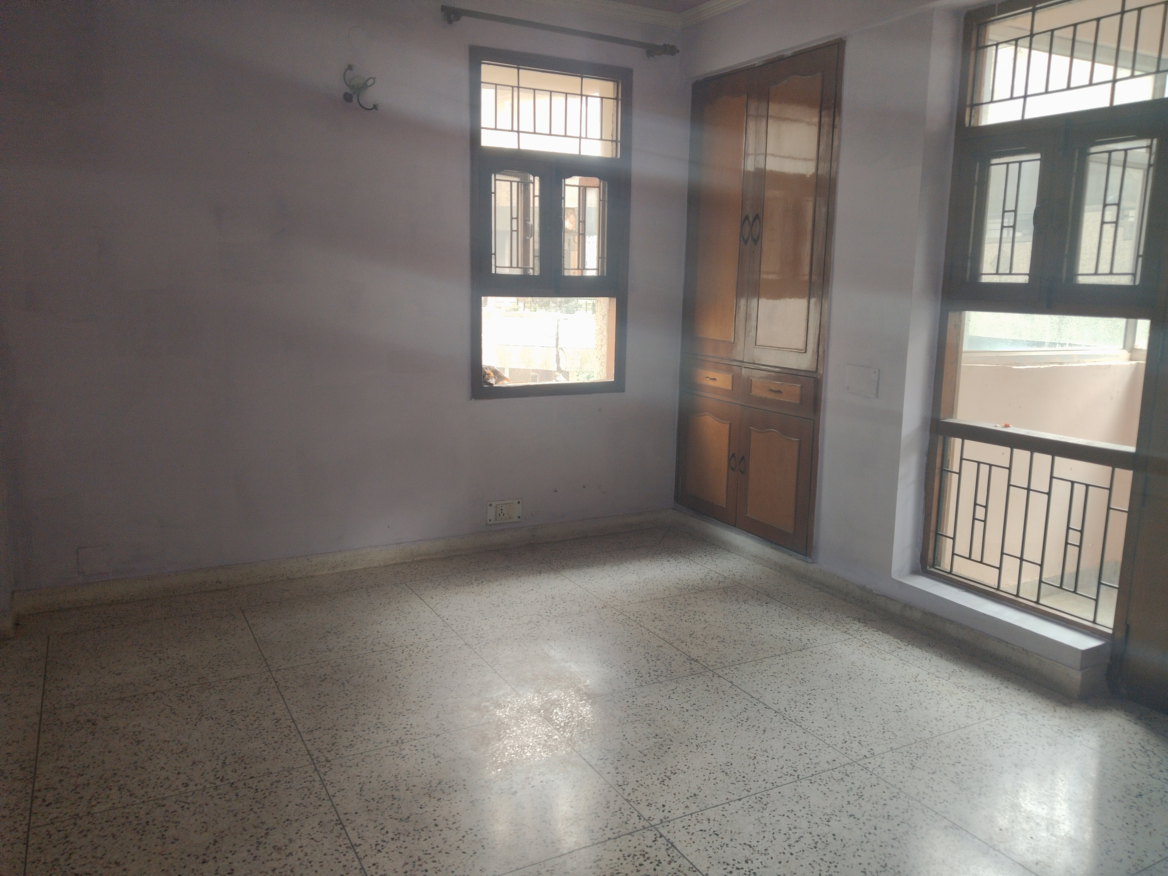 2 BHK Apartment For Rent in Sector 46 Faridabad 