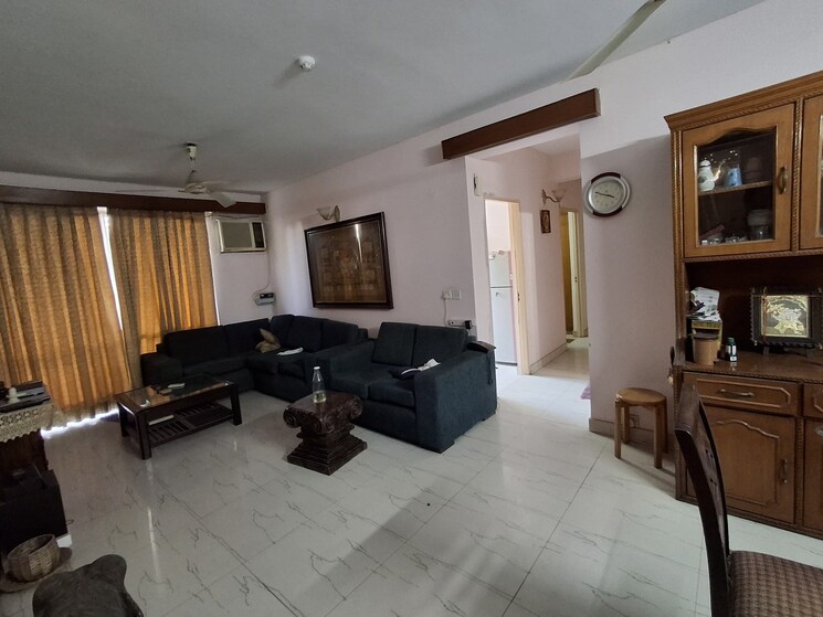 Living Room, dlf-ridgewood-estate 3 Bedroom 1371 Sq.Ft. Apartment In Dlf Phase iv Gurgaon 9187811