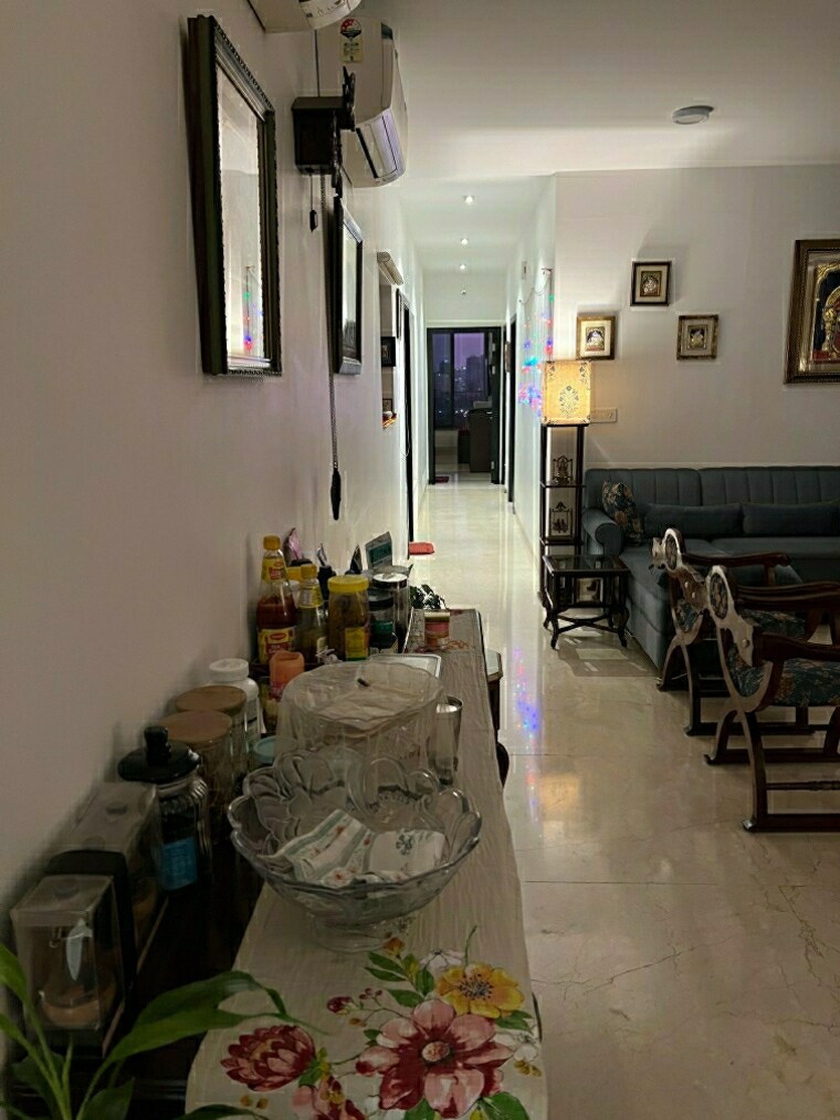 Team Area, oberoi-exquisite-goregaon 4 Bedroom 2600 Sq.Ft. Penthouse In Goregaon East Mumbai 9187821