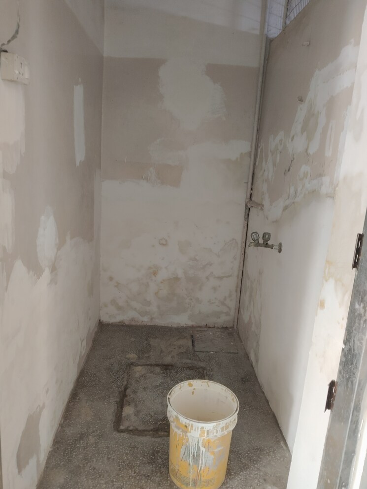 Bathroom, sector 21c 3 Bedroom 200 Sq.Yd. Independent House In Sector 21c Faridabad 9187829