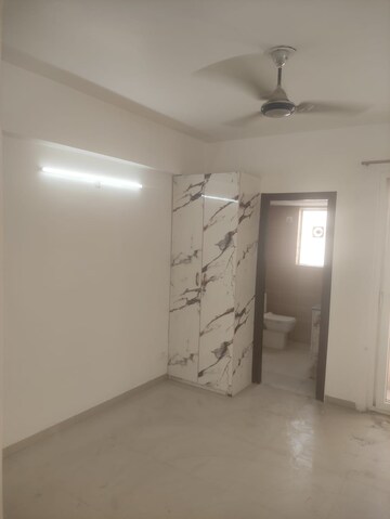 Room in 5 BHK Penthouse at Logix Blossom County, Sector 137 – for Rent