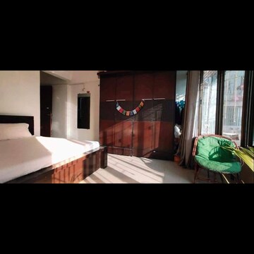 Bedroom in 2 BHK Apartment at Tulip CHS Andheri West, Mhada Colony – for Rent