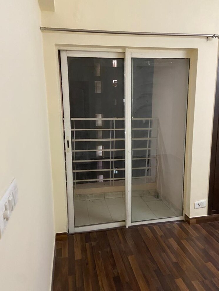 Room, paras-tierea 2 Bedroom 925 Sq.Ft. Apartment In Sector 137 Noida 9187924