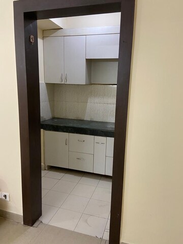 Room in 2 BHK Apartment at Paras Tierea, Sector 137 – for Rent