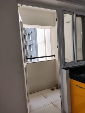 Room in 2 BHK Apartment at Avon Vista, Balewadi – for Rent