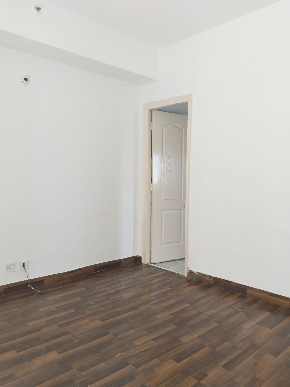 3 BHK + Servant Room 1265 Sq.Ft. Apartment in Paras Tierea