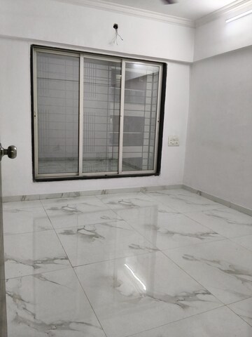 Room in 3 BHK Apartment at DGS Sheetal Airwings, Santacruz East – for Rent