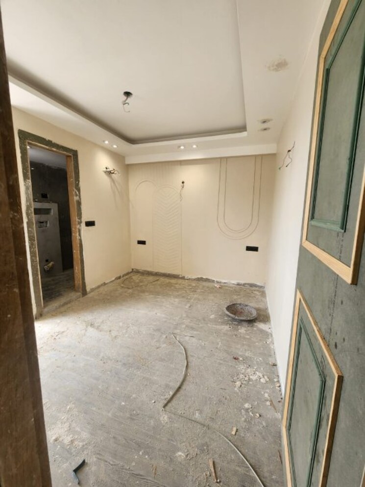 Room, dera mandi 3 Bedroom 1250 Sq.Ft. Apartment In Dera Mandi Delhi 9187933